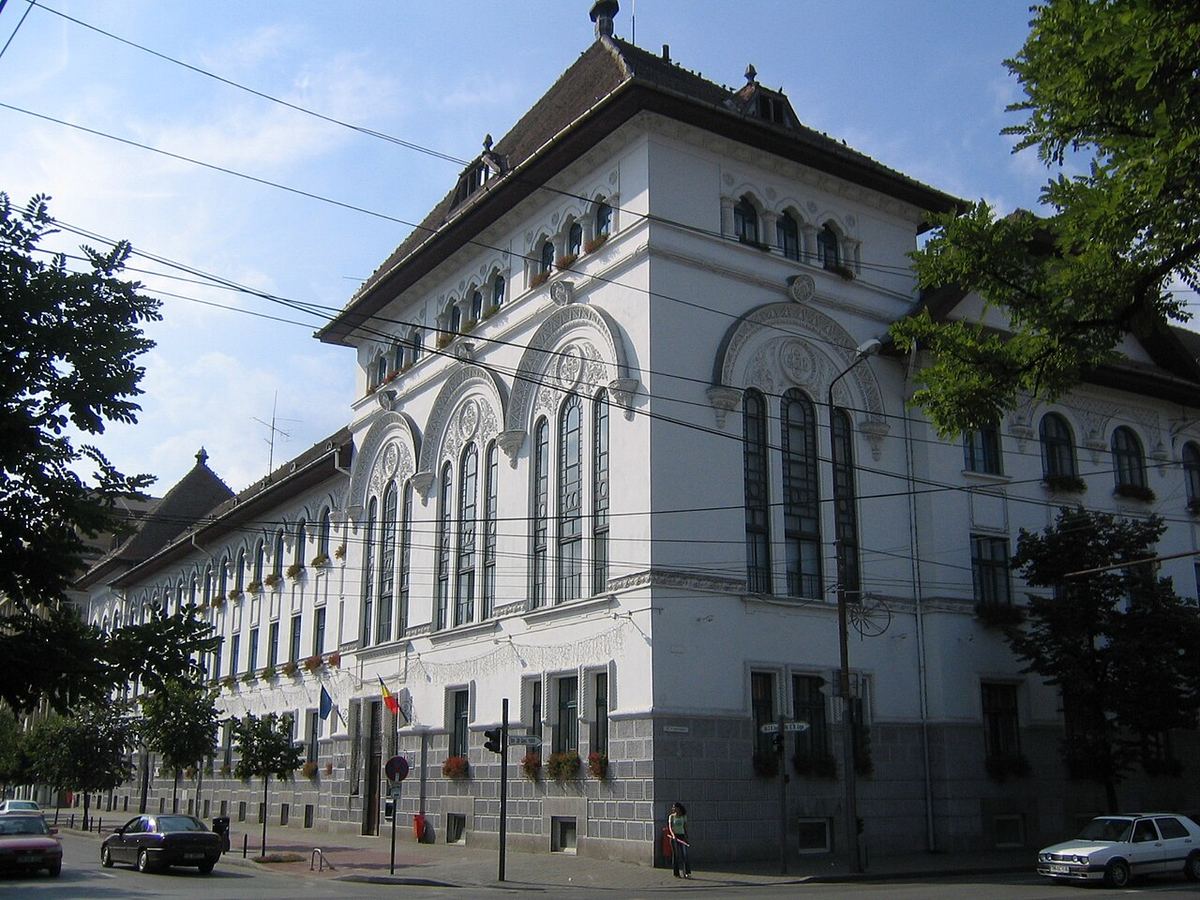 Fotografie a clădirii Primăriei Timișoara, sediul administrației locale a municipiului.