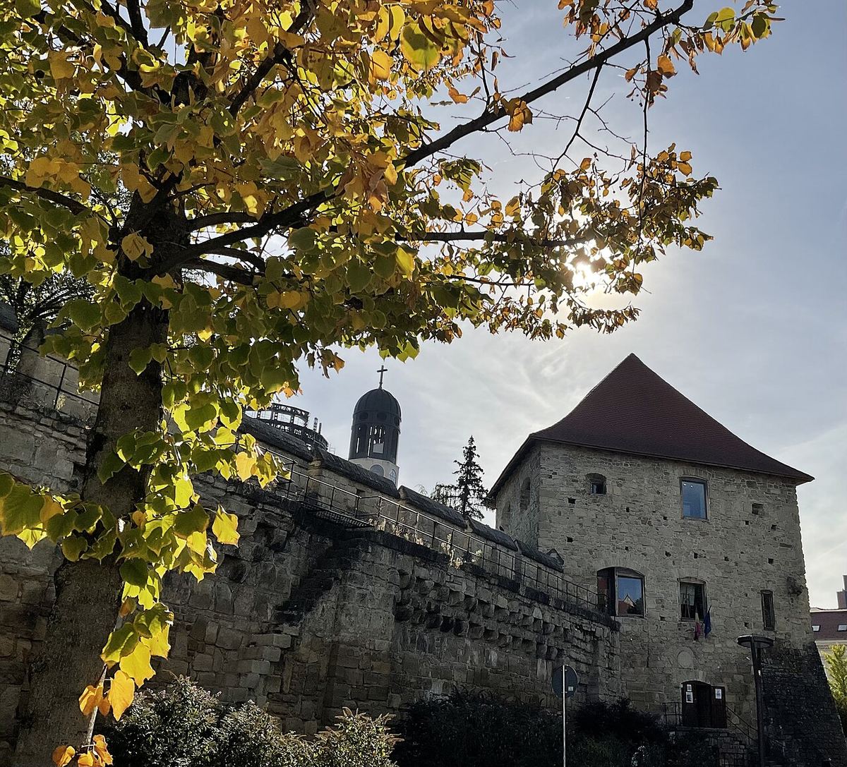 Bastionul Croitorilor din Cluj-Napoca, Transilvania, România, fotografiat în timpul zilei.