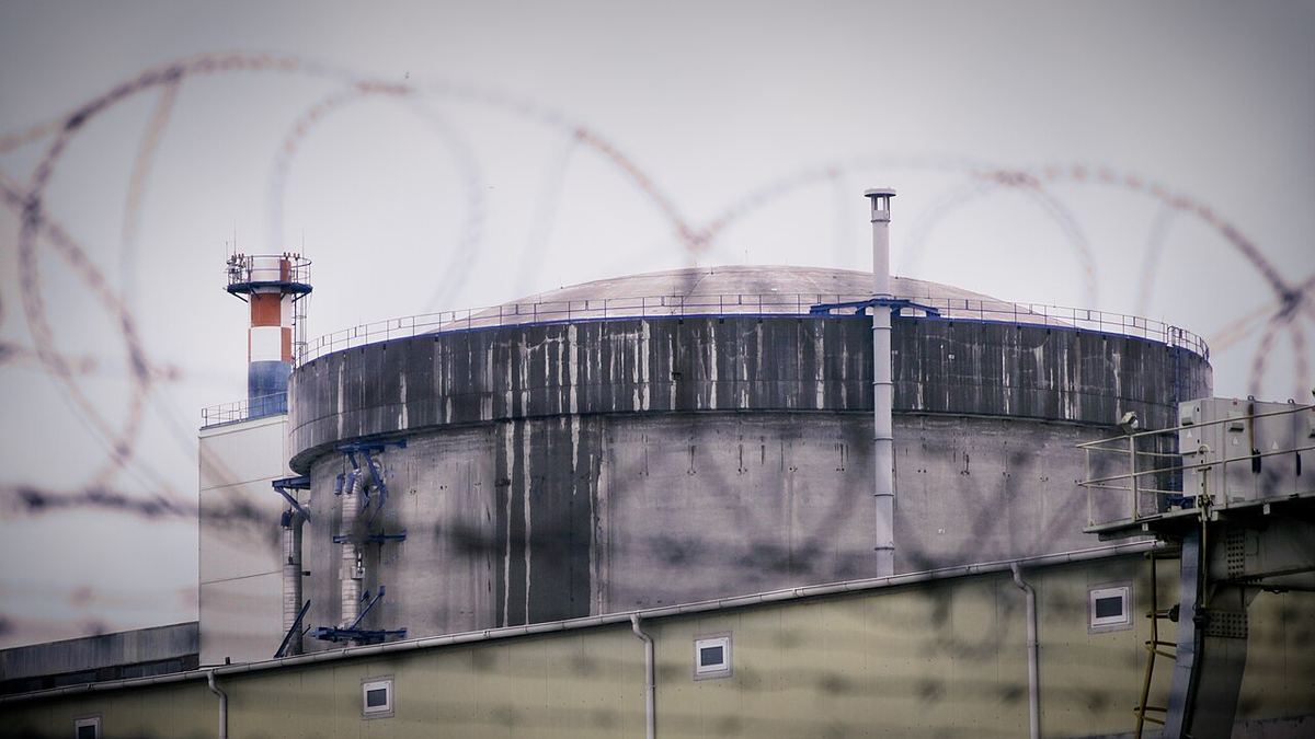 Clădirea unui reactor al centralei nucleare de la Cernavodă