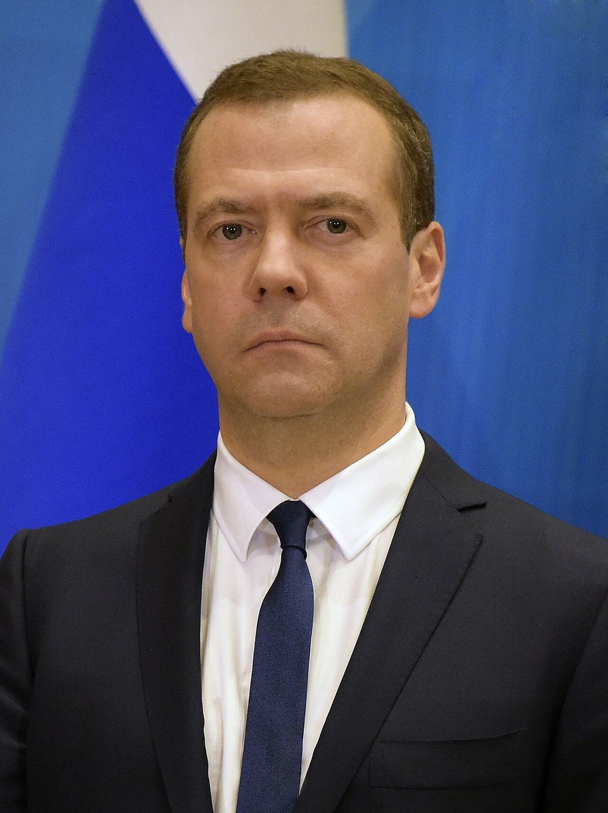 Dmitri Medvedev, fotografie oficială, portret al fostului președinte al Rusiei și vicepreședinte al Consiliului de Securitate.