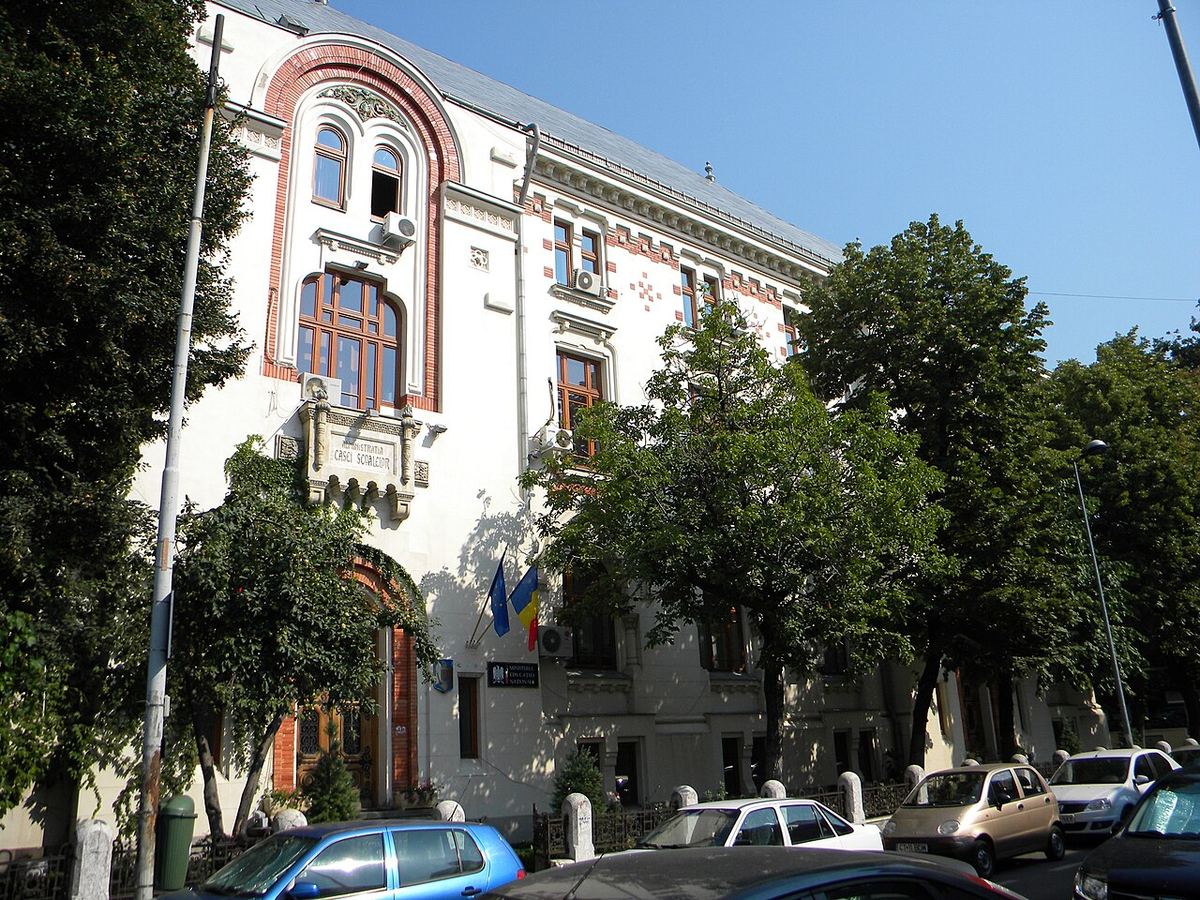 Clădirea Ministerului Educației și Cercetării, fost Palat al Ministerului Cultelor și Artelor, de pe strada Berthelot din București, sector 1.
