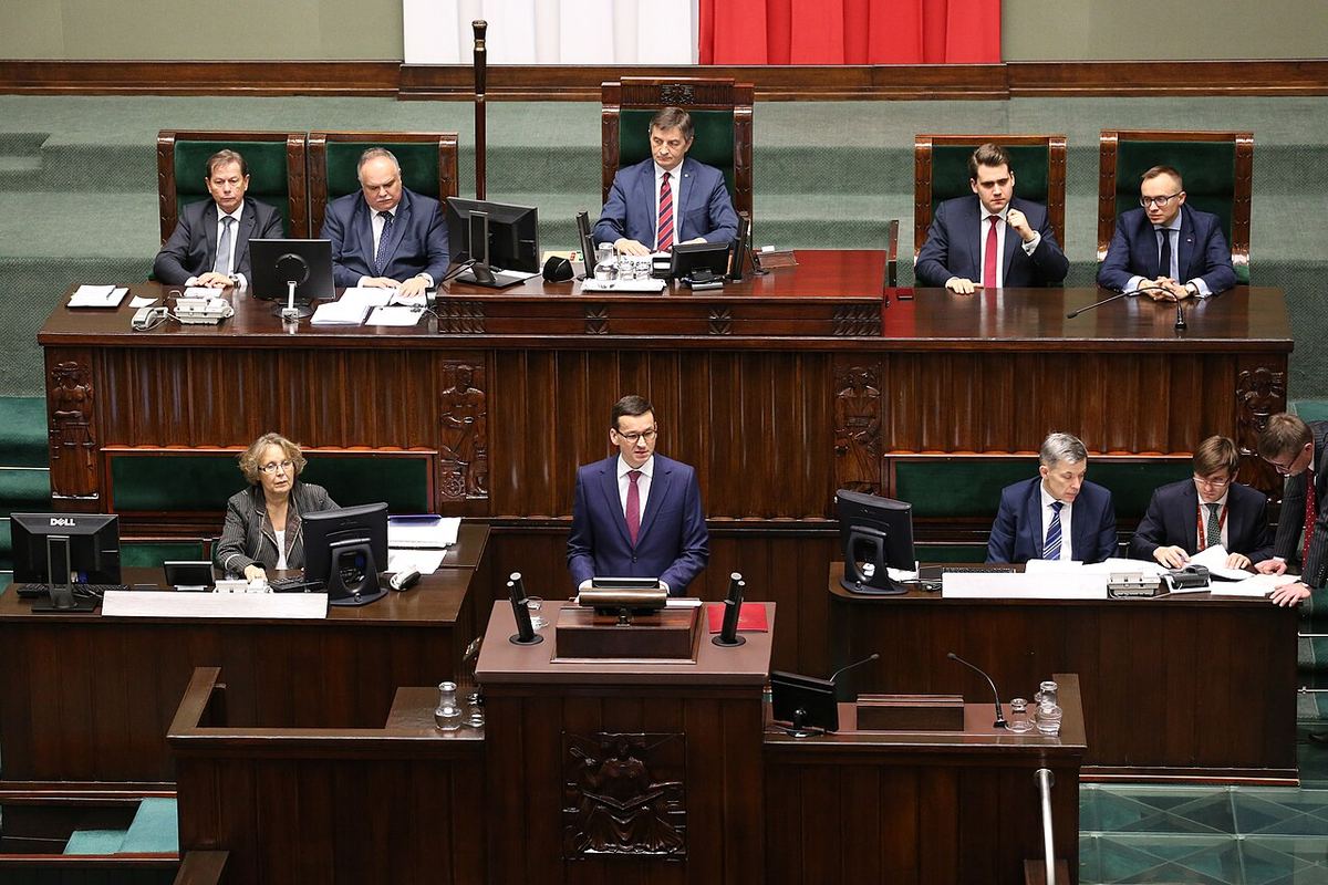 Mateusz Morawiecki în timpul expozeului său în Sejmul Republicii Polone, decembrie 2017.