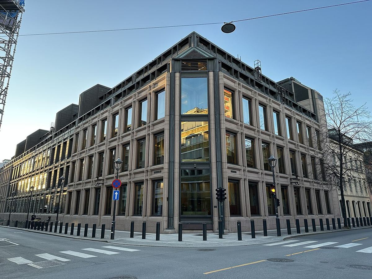 Clădirea Norges Bank, banca centrală a Norvegiei, fotografiată în 2024.