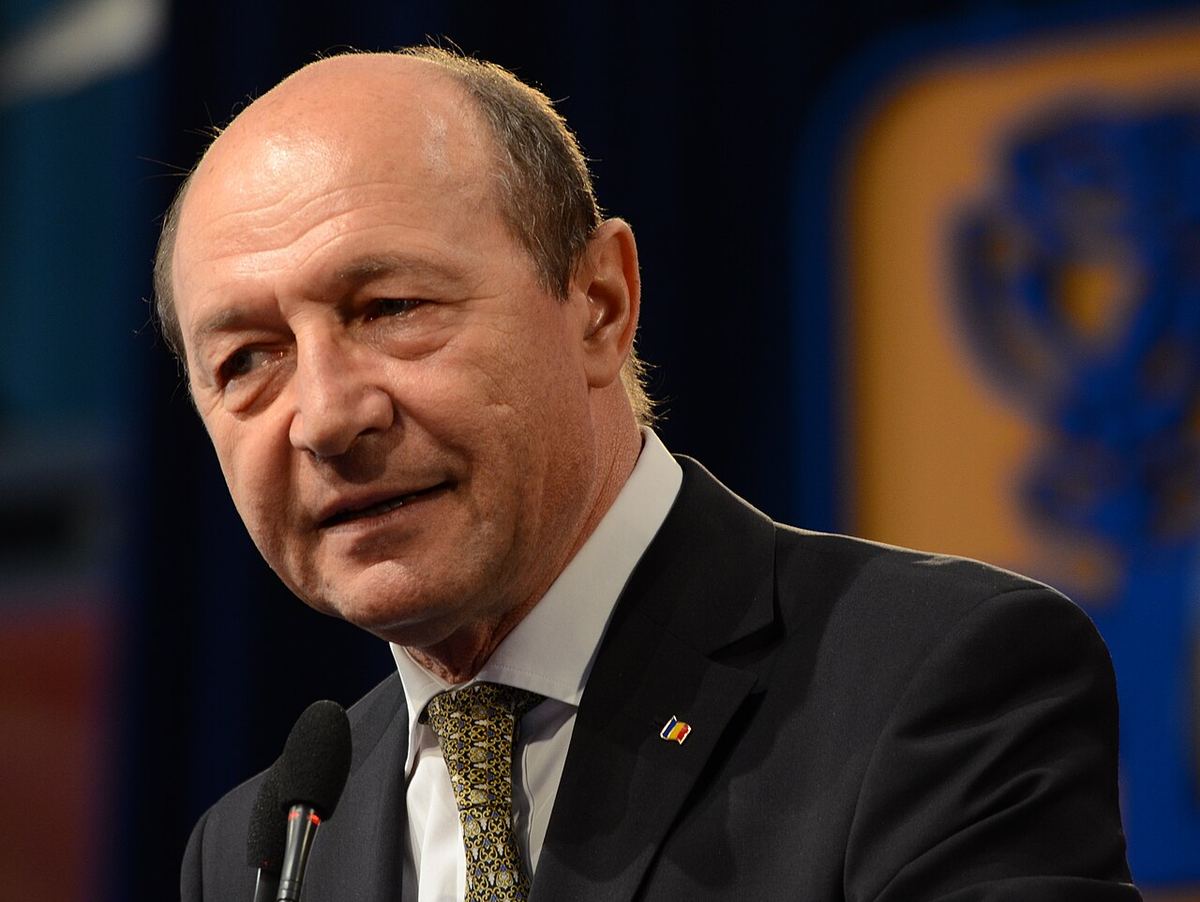 Traian Băsescu vorbind la Convenția națională extraordinară a PD-L, din 23 martie 2013.