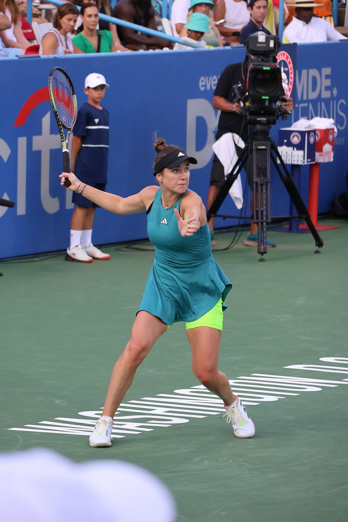 Jucătoarea de tenis Elina Svitolina în timpul unui meci la DC Open, 2023 (fotografie de arhivă).
