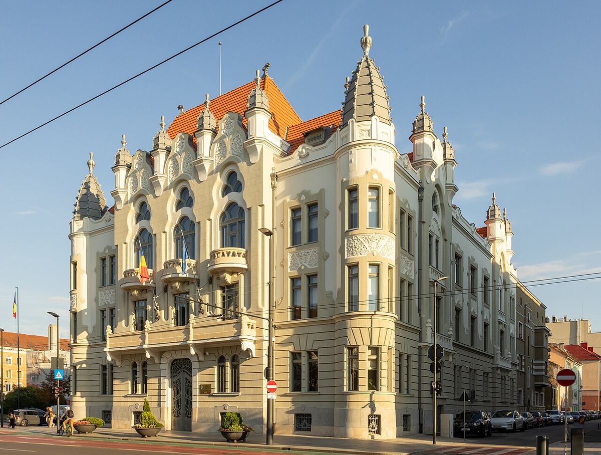 Clădirea Prefecturii județului Cluj, în Cluj-Napoca, România.
