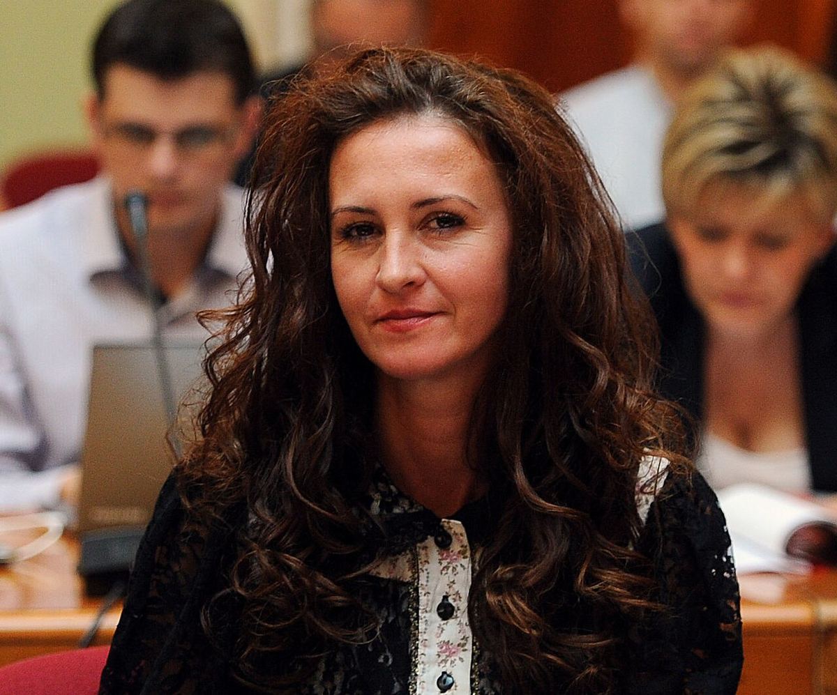 Natalia-Elena Intotero, la dezbaterea „Romania TA, Parerea TA”.