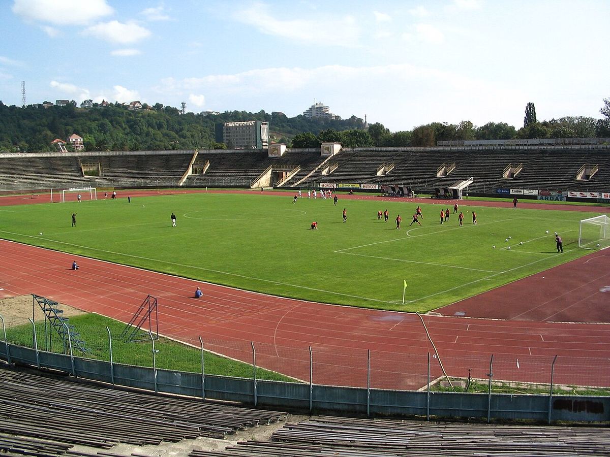 Stadionul FC Universitatea Cluj din Cluj-Napoca, fotografiat din exterior.