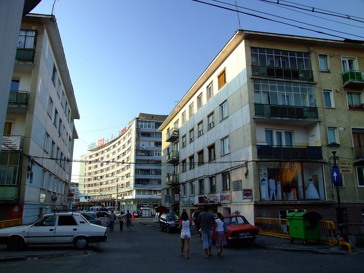 Blocuri de locuințe colective, vedere generală, ilustrație pentru piața imobiliară din Cluj-Napoca.