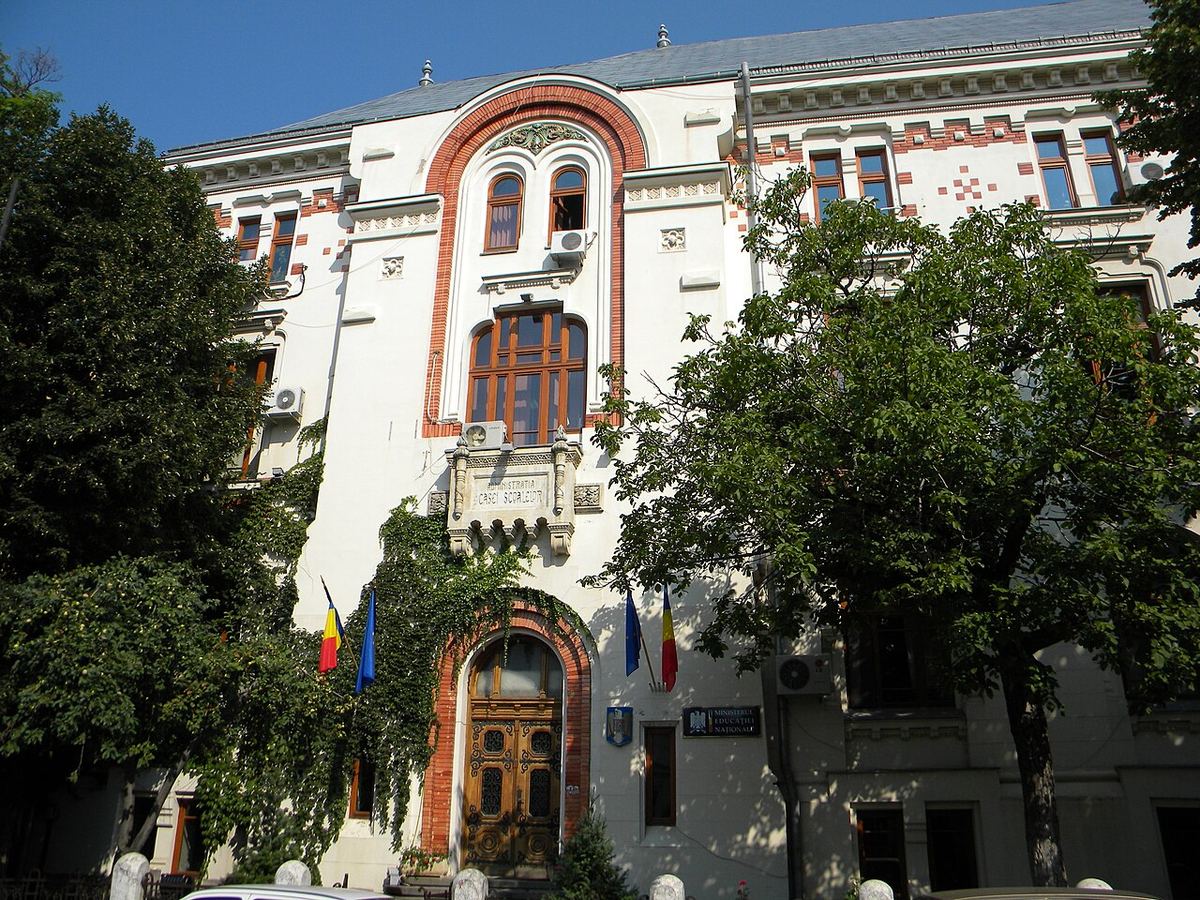 Clădirea Ministerului Educației din București, fostul Palat al Ministerului Cultelor și Artelor
