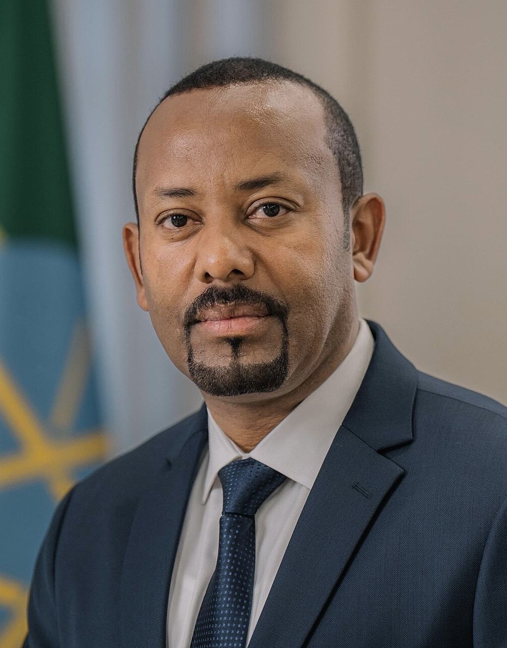 Portretul oficial al premierului etiopian Abiy Ahmed, realizat în 2025.