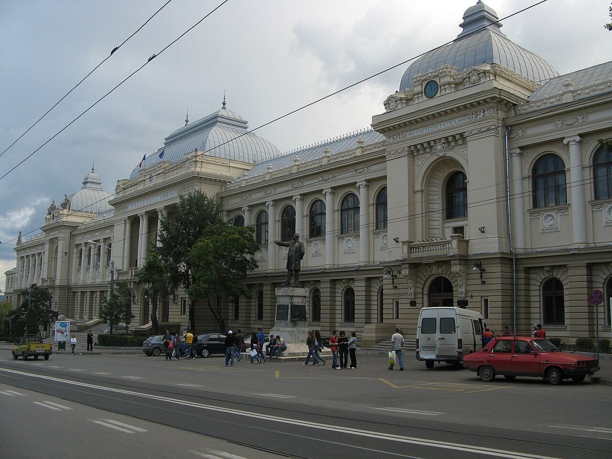 Clădirea Universității „Alexandru Ioan Cuza” din Iași, una dintre instituțiile implicate în disputa privind avocații unui lector.