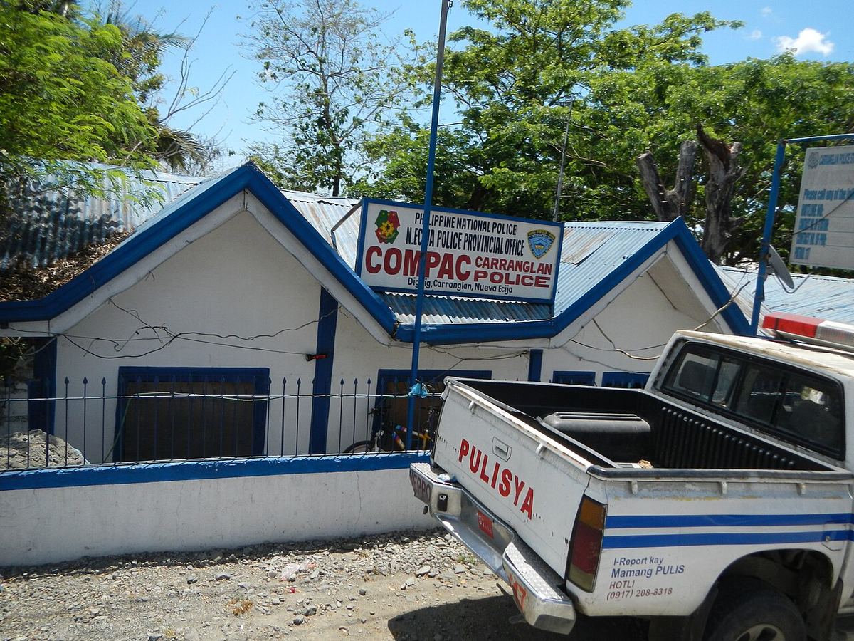 Clădirea Oficiului Provincial al Poliției Naționale din Filipine din Carranglan, Nueva Ecija.