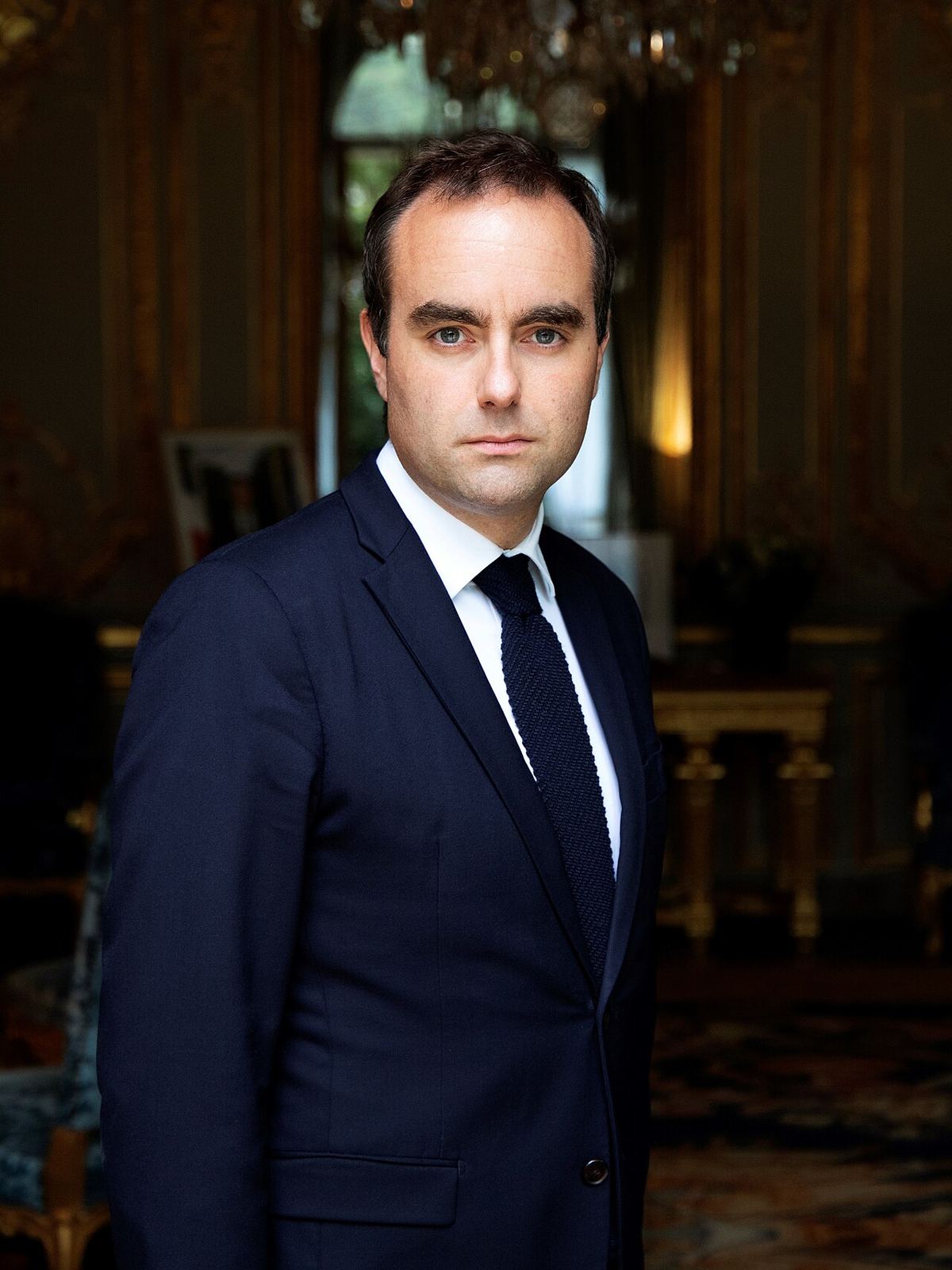 Portretul oficial al lui Sébastien Lecornu, în 2022