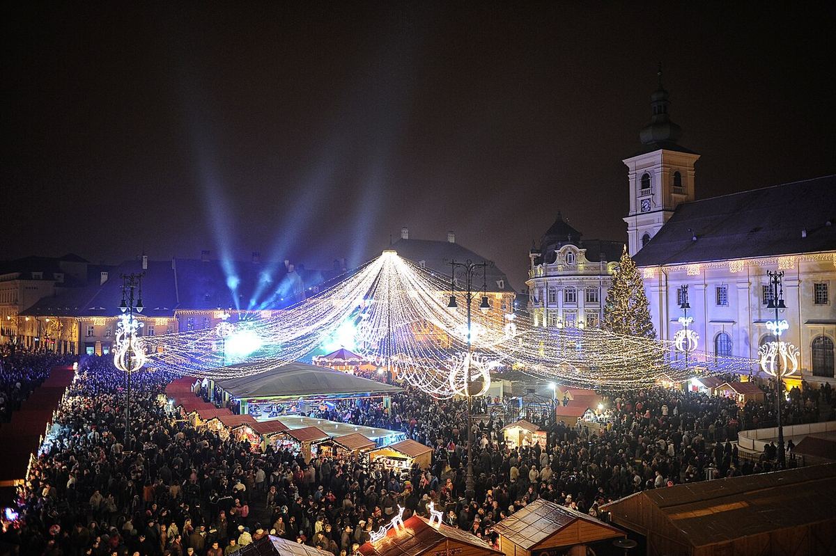 Deschiderea Târgului de Crăciun din Sibiu, din noiembrie 2012.