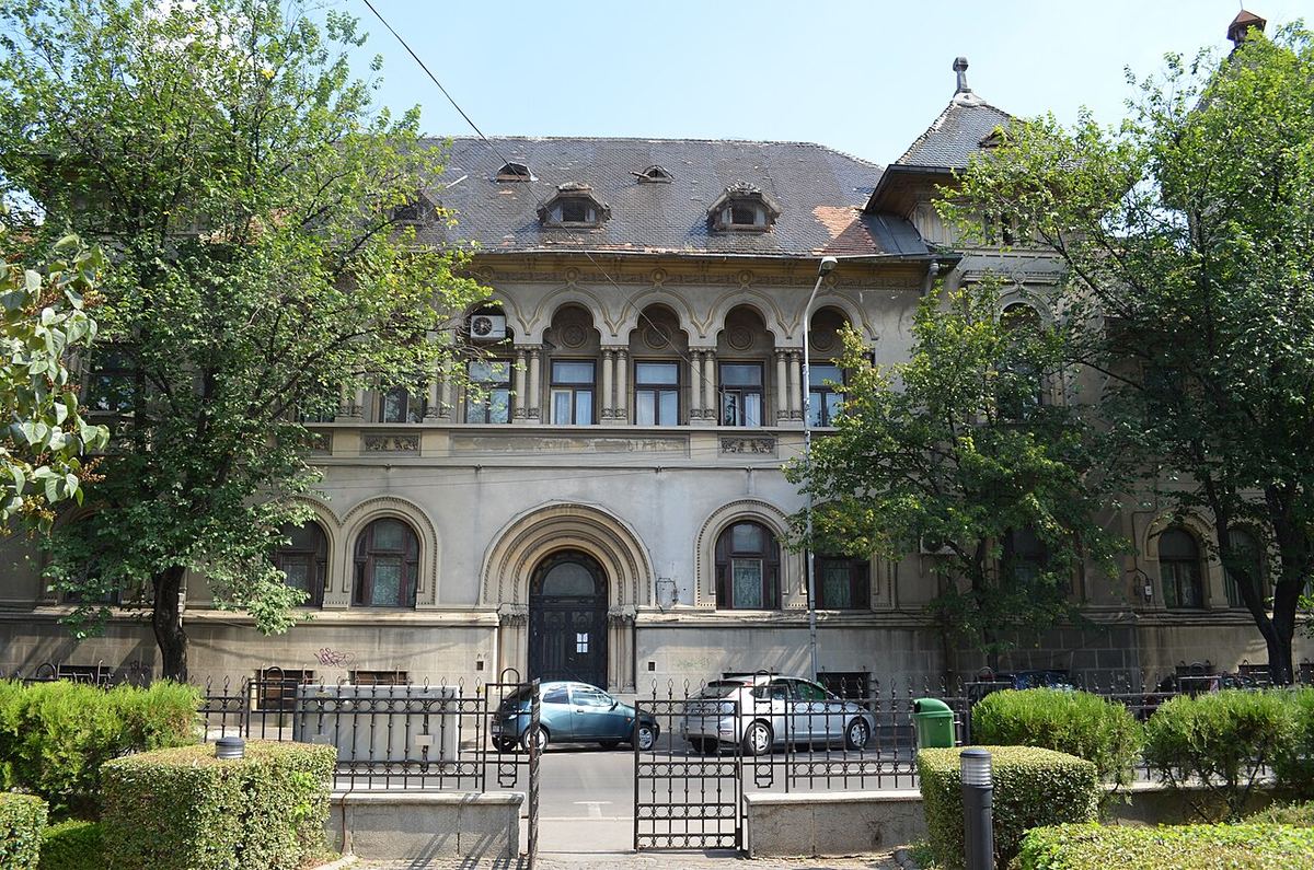 Clădirea Tribunalului Județean Prahova, instanța în care sunt analizate acordurile de recunoaștere a vinovăției în dosarul de luare de mită.