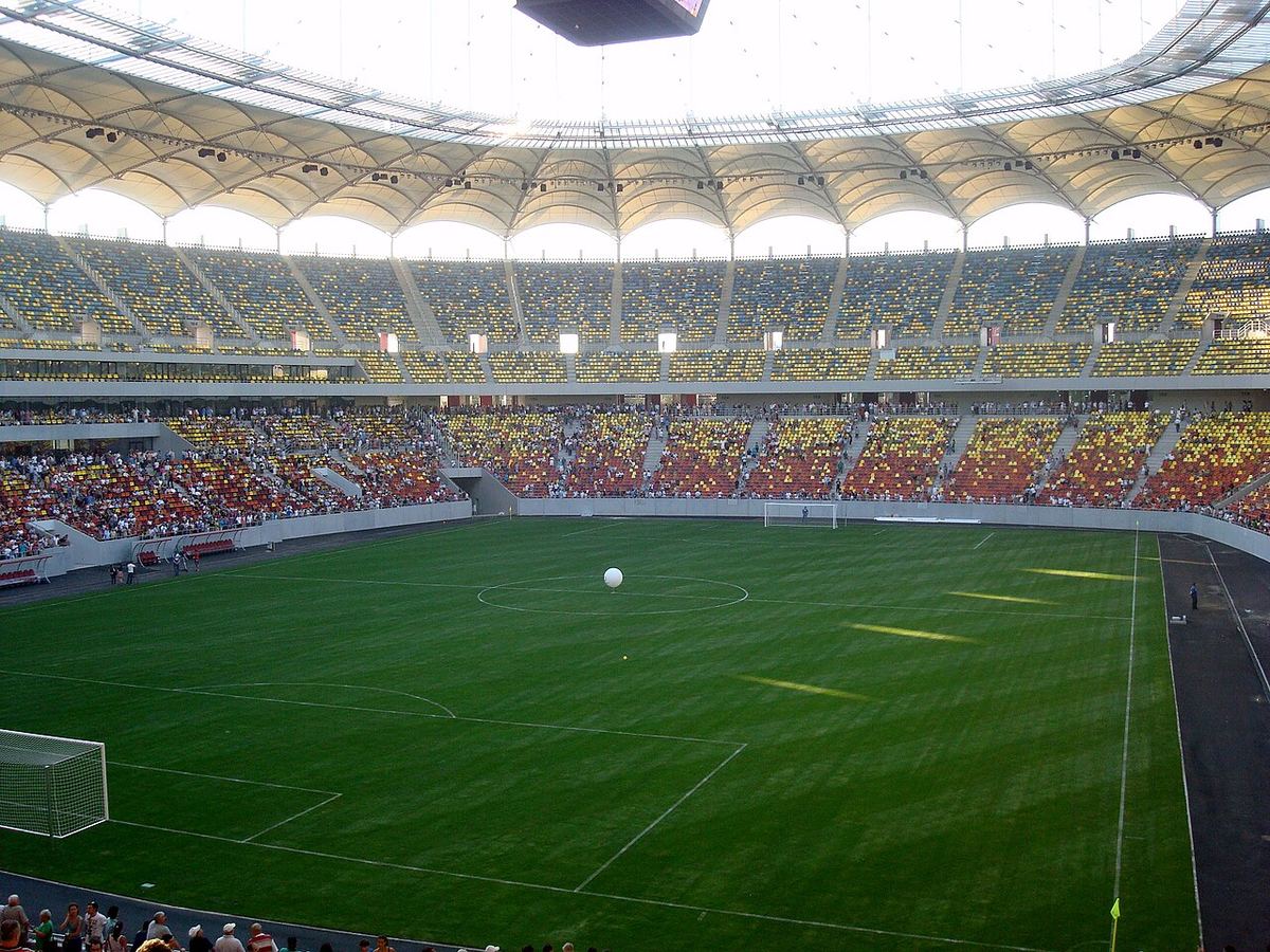 Imagine generică a unui stadion de fotbal, cu tribunele și terenul de joc, ilustrativ pentru articolul despre meciul din Liga 2.